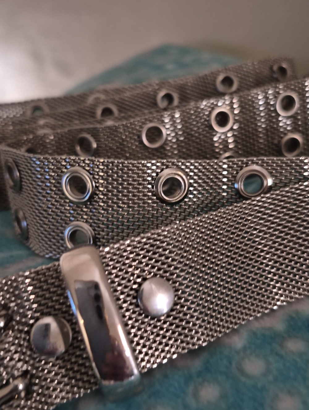 True Vintage Early 1980s Wide Silver Mesh Belt Double Prong Non-Magnetic - MINT